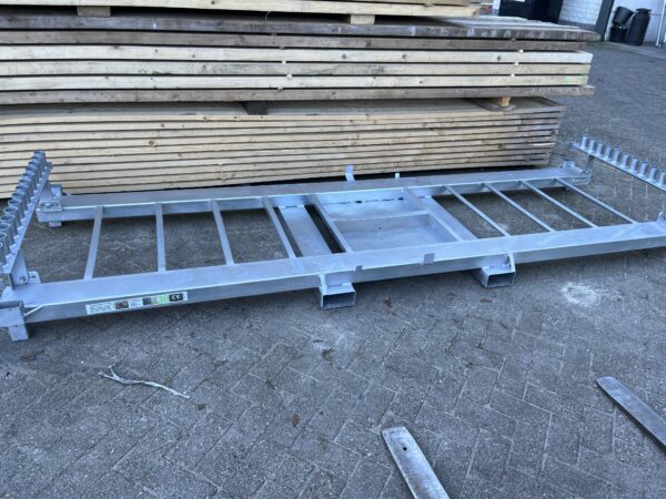 Combipallet tbv bouwhekken met blokken